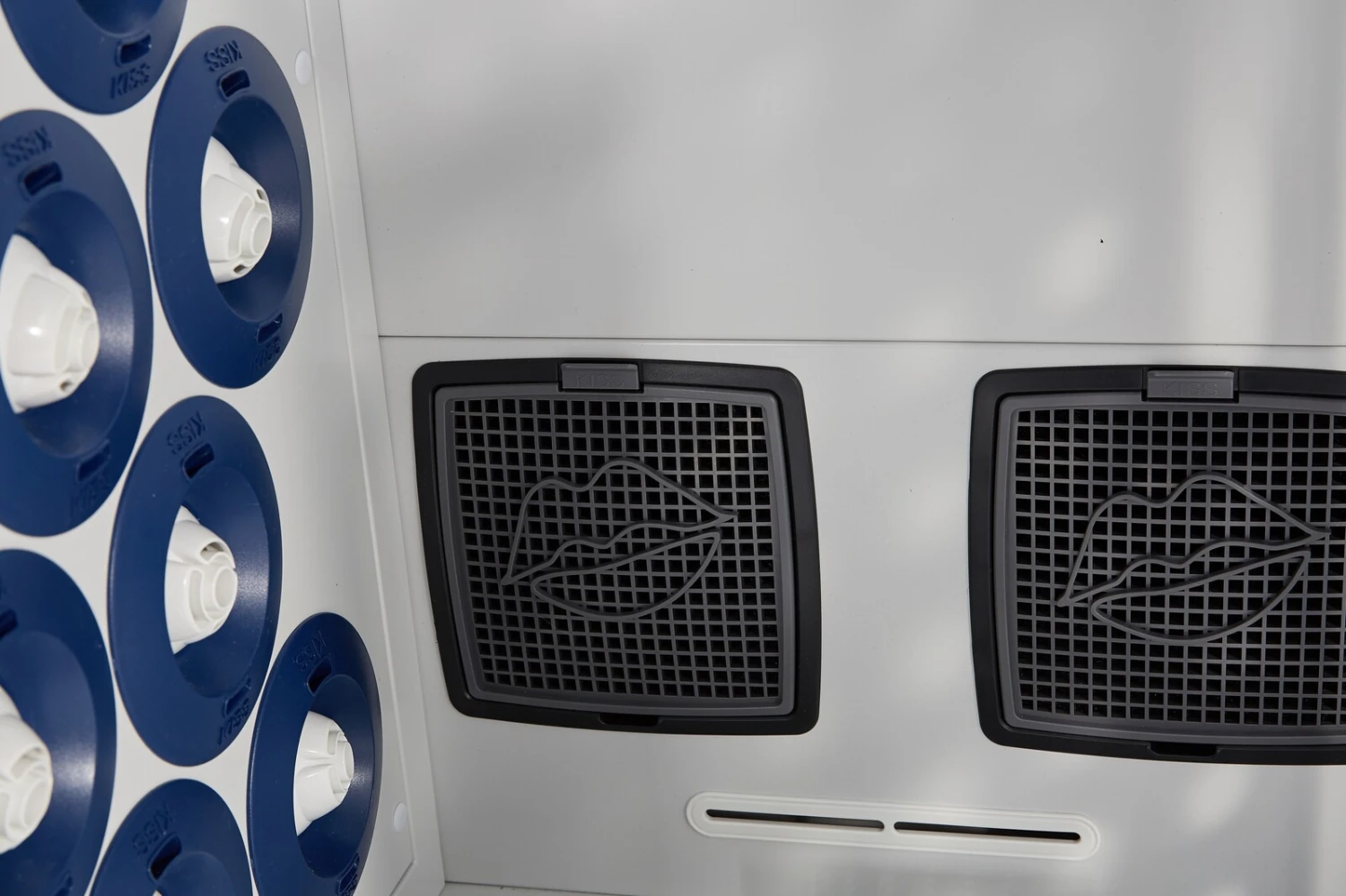 KissGrooming Pet Drying Cabinet 907TW Large 5 KissGrooming Pet Drying Cabinet 907TW Large - Image 3